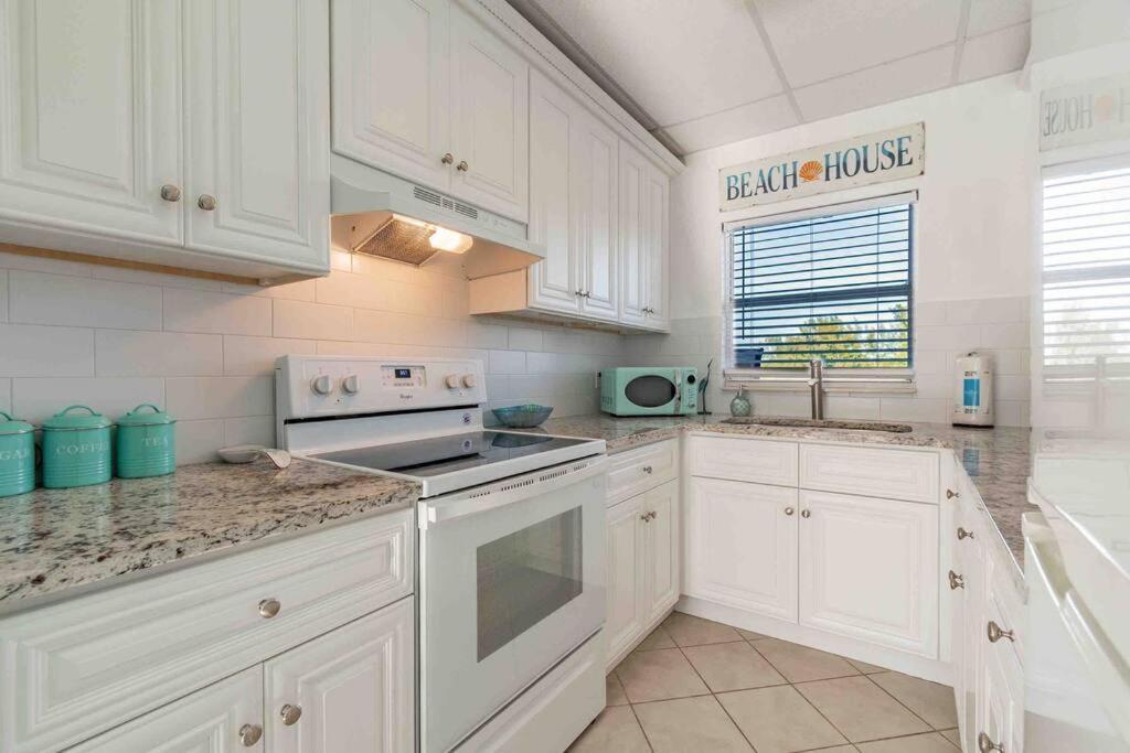 Seaside Serendipity Clearwater Beach Bagian luar foto